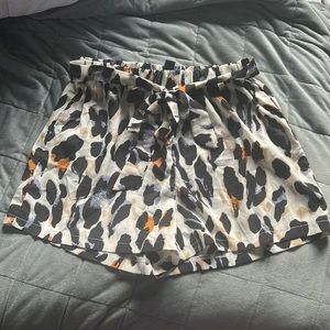 SHEIN - size Large - Flowy - NEW WITHOUT TAGS